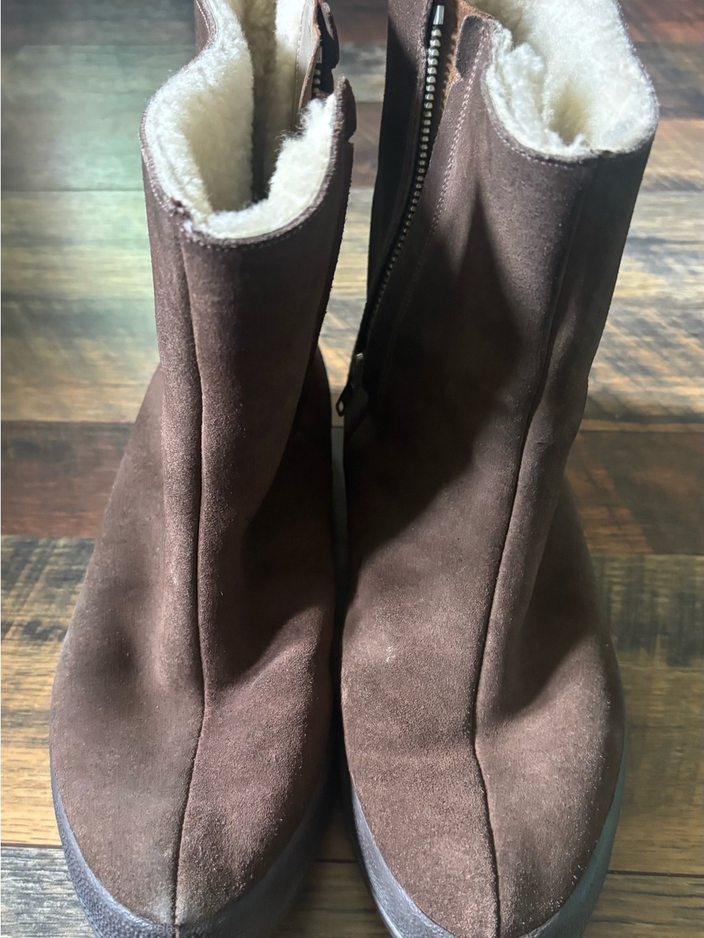 Vintage Clarks Brown Suede Faux-Fur Lined Zip Ankle Boots